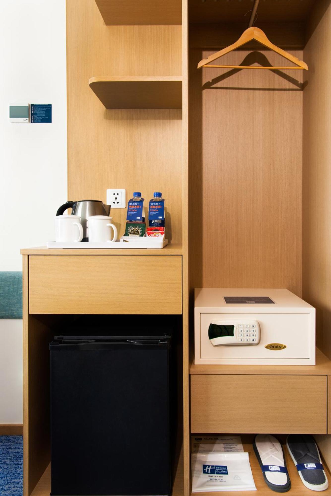 Holiday Inn Express Macau City Centre By Ihg Εξωτερικό φωτογραφία